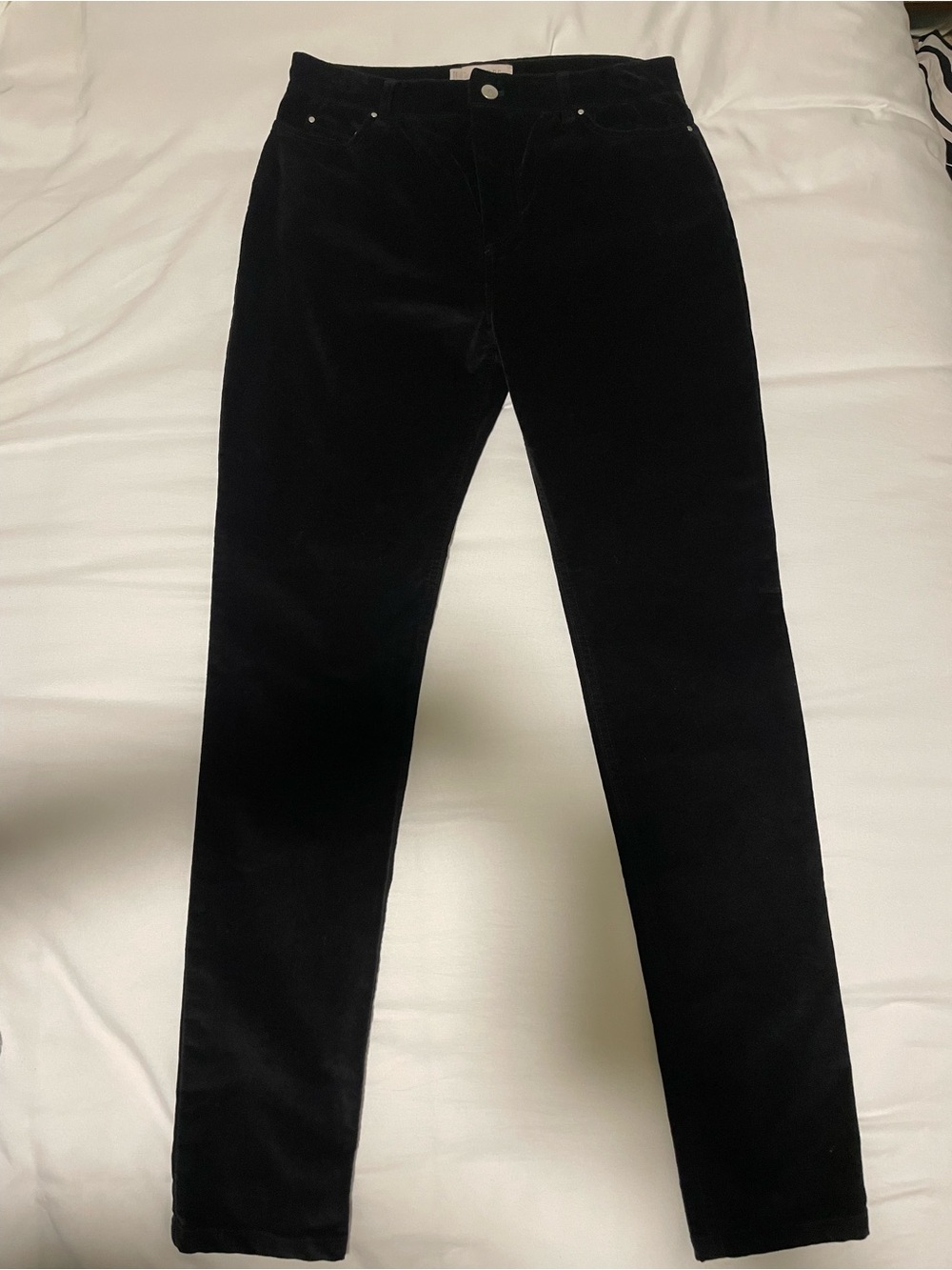 Hobbs classic Black GIA velvet jean